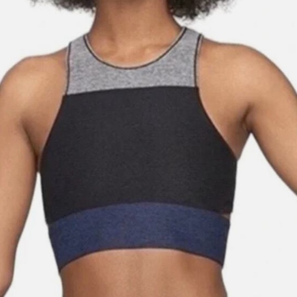 NWT Outdoor Voices Tri Tone Slash Back Crop Athletic Top Size XS - Picture 1 of 9